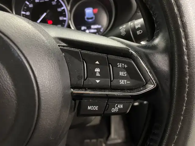 マツダ ＣＸ－５ XD プロアクティブ 鹿児島県 2017(平29)年 7.6万km スノーフレイクホワイトパールマイカ メーカーナビ/(BT/SD/AM/FM/CD/DVD/フルセグTV)/BOSEサウンドシステム/前席シートヒーター/レーダークルーズコントロール/オートマチックハイビーム/電動パーキングブレーキ/オートホールド/ブラインドスポットモニター/ステアリングスイッチ/ステアリングヒーター/バックカメラ/サイドカメラ/運転席パワーシート/シートメモリー/オートリトラミラー/アイドリングストップ/ETC/純正LEDヘッドライト/純正フロアマット/純正19インチアルミホイール/スペアキー/取扱説明書