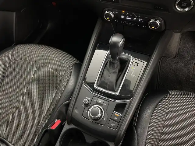 マツダ ＣＸ－５ XD プロアクティブ 鹿児島県 2017(平29)年 7.6万km スノーフレイクホワイトパールマイカ メーカーナビ/(BT/SD/AM/FM/CD/DVD/フルセグTV)/BOSEサウンドシステム/前席シートヒーター/レーダークルーズコントロール/オートマチックハイビーム/電動パーキングブレーキ/オートホールド/ブラインドスポットモニター/ステアリングスイッチ/ステアリングヒーター/バックカメラ/サイドカメラ/運転席パワーシート/シートメモリー/オートリトラミラー/アイドリングストップ/ETC/純正LEDヘッドライト/純正フロアマット/純正19インチアルミホイール/スペアキー/取扱説明書
