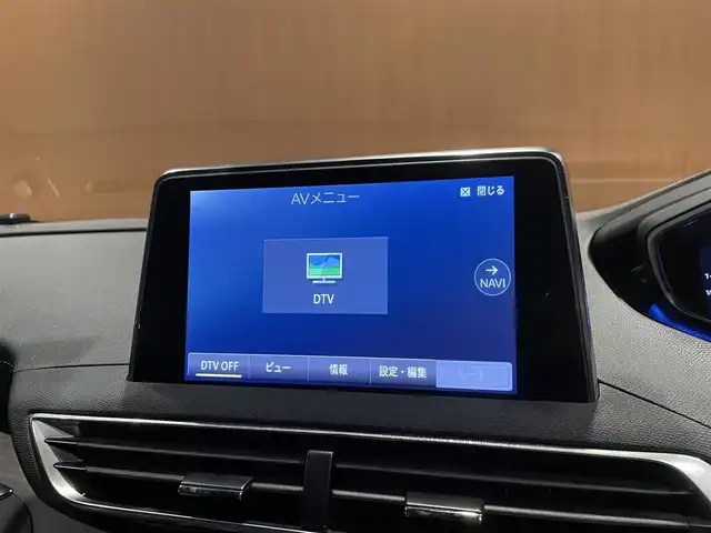 プジョー ５００８ GT ブルーHDi 愛知県 2022(令4)年 2.4万km プラチナグレー ファーストクラスパッケージ/黒革シート/パノラマサンルーフ/純正ナビ/フルセグTV/360度カメラ/AppleCarPlay/シートヒーター/パワーシート/パワーバックドア/アクティブクルーズコントロール/BSM/LKA/純正18アルミ