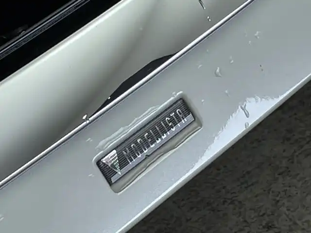 トヨタ アルファード Z 群馬県 2023(令5)年 1.9万km プラチナホワイトパールマイカ ・純正１４インチディスプレイオーディオ＜フルセグTV＞/・バック/サイドカメラ/・両側パワースライドドア/・前後ドライブレコーダー/・シートヒーター /・エアシート/・オットマン/・レーンアシスト /・横滑り防止装置/・盗難防止装置/・ABS/・オートライト/・オートマチックハイビーム/・純正フロアマット/・モデリスタエアロ/マフラー/・LEDヘッドライト/・純正１８インチアルミホイール