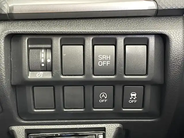 スバル フォレスター X－ブレイク 埼玉県 2018(平30)年 3.8万km クリスタルブラックシリカ 純正ナビ8インチ/　Bluetooth　TV　CD　USB　HDMI/バックカメラ/パワーシート/シートヒーター/ステアリングヒーター/オートライト/LEDヘッドライト/フォグランプ/ビルトインETC/ビークルダイナミクスコントロール/ヒルディセントコントロール