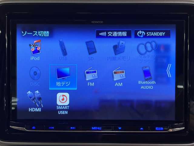 スズキ スペーシア HYBRID X 熊本県 2022(令4)年 2.4万km ピュアホワイトP 社外メモリナビ（ＣＤ/ＤＶＤ/ＢＴ/フルセグ/ラジオ）/バックカメラ/前後ドライブレコーダー/ＥＴＣ/両側パワースライドドア/後方コーナーセンサー/レーダークルーズコントロール/Ｄ席シートヒーター/レーンキープアシスト/衝突軽減システム/横滑り防止装置/リアサーキュレーター/サンシェード/純正フロアマット/ドアバイザー/オートライト/スマートキー/プッシュスタート