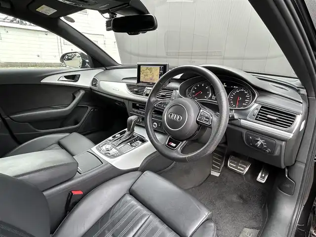 アウディ Ａ６ 2．0 TFSI クワトロ 道東・釧路十勝 2018(平30)年 5万km ミトスブラックメタリック ・４WD/・サンルーフ/・アシスタンスパッケージ/ アウディサイドアシスト/ アウディアクティブレーンアシスト/ アダプティブクルーズコントロール/・パーキングアシストパッケージ/ パークアシスト/ サラウンドビューカメラ/・４ゾーンデラックスオートマチックエアコンディショナー/・純正ナビ/・純正ETC/・社外前後ドライブレコーダー/・バルコナレザーシート/・フロントパワーシート/・フロントシートヒーティング/・純正19インチAW/・LEDヘッドライト/・オートハイビーム/・純正フロアマット