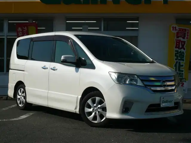 日産 セレナ ハイウェイスター 静岡県 2012(平24)年 8.7万km ブリリアントホワイトパール パノラミックルーフ/純正オプションナビ/フリップダウンモニター/両側パワースライドドア/バックカメラ/DVD再生/オートライト/キセノンライト/フォグライト/リアオートエアコン/フロアマット/スマートキー/スペアキー/ETC/新車保証書/取扱説明書