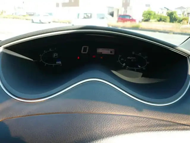 日産 セレナ ハイウェイスター 静岡県 2012(平24)年 8.7万km ブリリアントホワイトパール パノラミックルーフ/純正オプションナビ/フリップダウンモニター/両側パワースライドドア/バックカメラ/DVD再生/オートライト/キセノンライト/フォグライト/リアオートエアコン/フロアマット/スマートキー/スペアキー/ETC/新車保証書/取扱説明書