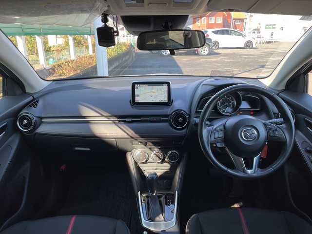 マツダ デミオ XD ツーリング 茨城県 2016(平28)年 2万km スノーフレイクホワイトパールマイカ 純正SDナビ/Bluetooth/フルセグTV/クルーズコントロール/アイドリングストップ/ETC/USB入力端子/ドライブレコーダー前後/シートヒーター/横滑り防止装置/衝突軽減システム/オートライト/LEDヘッドライト/純正16インチアルミホイール/純正フロアマット/スマートキー/プッシュスタート