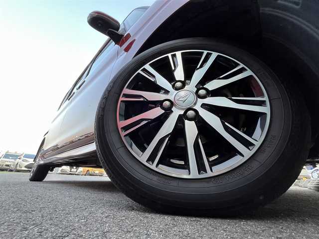 ダイハツ タント カスタムX トップED VS SAⅢ 香川県 2019(平31)年 2.9万km ファイアークォーツレッドM 登録時走行距離：28905km/スマートアシスト3/純正SDナビ/全方位カメラ/両側パワースライドドア /ハーフレザーシート/シートヒーター/ステアリングリモコン/LEDライト/LEDフォグライト/オートライト/リアサンシェード /スマートキー/プッシュスタート /ISOFIX
