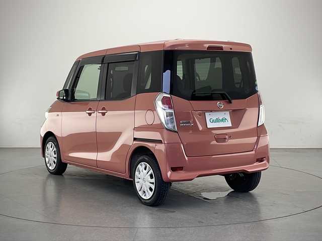 日産 デイズ ルークス X 長野県 2017(平29)年 1.8万km ブロッサムピンク 純正ナビ/片側パワースライドドア/衝突被害軽減システム/アラウンドビューモニター/バックカメラ/ドライブレコーダー/アイドリングストップ/フルセグTV/Bluetooth/CD/DVD/AUX/純正フロアマット/ステアリングスイッチ/2列目サンシェード/サーキュレーター/電動格納ミラー/ドアバイザー