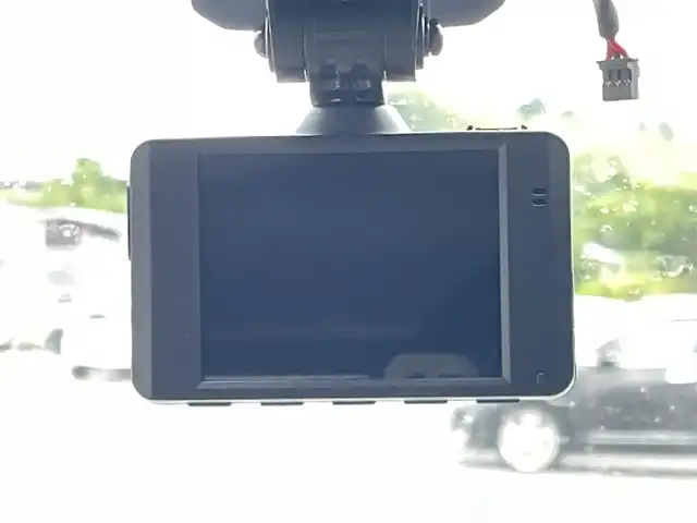 ダイハツ キャスト スタイル G SAⅡ 愛媛県 2016(平28)年 3.5万km パールホワイトⅢ 純正ナビ（Bluetooth/フルセグテレビ/SD）/ETC/バックカメラ/前方ドライブレコーダー/純正15インチアルミホイール/純正フロアマット/純正ドアバイザー/アイドリングストップ/ABS/横滑り防止装置/バックコーナーセンサー/レーンキープアシスト/盗難防止装置/衝突被害軽減システム/オートライト/LEDヘッドライト