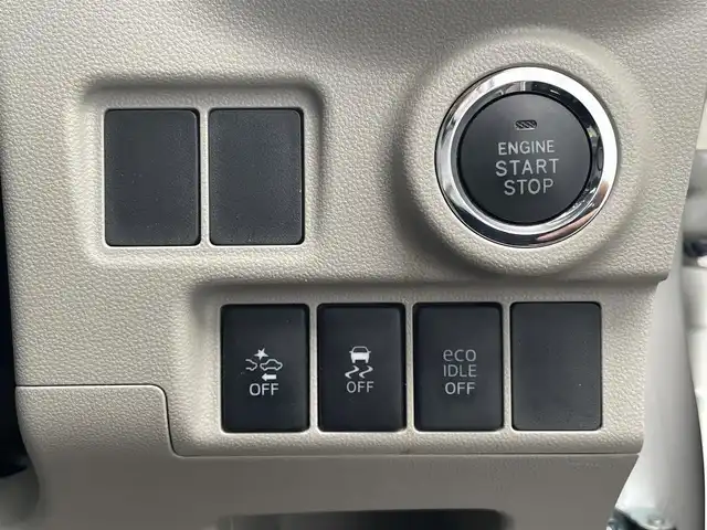 ダイハツ キャスト スタイル G SAⅡ 愛媛県 2016(平28)年 3.5万km パールホワイトⅢ 純正ナビ（Bluetooth/フルセグテレビ/SD）/ETC/バックカメラ/前方ドライブレコーダー/純正15インチアルミホイール/純正フロアマット/純正ドアバイザー/アイドリングストップ/ABS/横滑り防止装置/バックコーナーセンサー/レーンキープアシスト/盗難防止装置/衝突被害軽減システム/オートライト/LEDヘッドライト