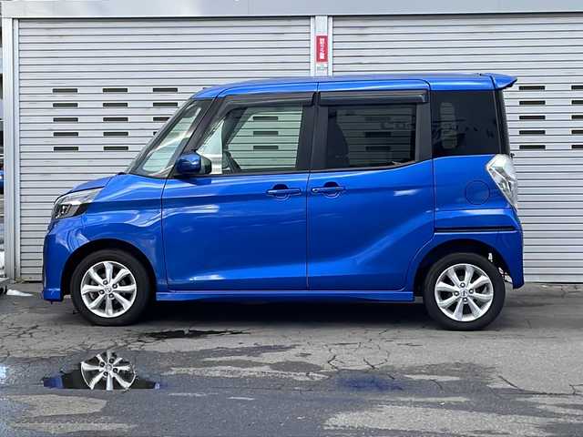 日産 デイズ ルークス ハイウェイスターX 道央・札幌 2018(平30)年 5.1万km オーシャンブルーP (株)IDOMが運営する【じしゃロン札幌店】の自社ローン専用車両になりますこちらは現金またはオートローンご利用価格です。自社ローンご希望の方は別途その旨お申し付けください。/4WD/CDプレイヤー/片側パワースライドドア　/アラウンドビューモニター　/バックカメラ　/リアサーキュレーター　/フォグランプ　/LED/純正14インチアルミホイール　/純正フロアマット　/スマートキー　/ドアバイザー　/取扱説明書/衝突被害軽減システム