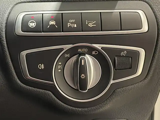メルセデス・ベンツ Ｃ２２０ｄ ステーションワゴン アバンギャルドAMGライン 静岡県 2018(平30)年 4.7万km ダイヤモンドホワイト レーダーセーフティPK /レザーEXPK/エアバランスPK /ブルメスタ― /ACC LKA BSM HUD /ナビ TV CarPlay USB SD BT /パワーバックドア /パドルシフト /前後センサー /アンビエントライト /ETC2.0 /ラゲッジマット /アイドリングSTOP /ロードサインアシスト