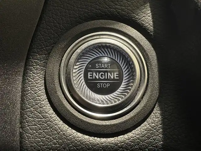 メルセデス・ベンツ Ｃ２２０ｄ ステーションワゴン アバンギャルドAMGライン 静岡県 2018(平30)年 4.7万km ダイヤモンドホワイト レーダーセーフティPK /レザーEXPK/エアバランスPK /ブルメスタ― /ACC LKA BSM HUD /ナビ TV CarPlay USB SD BT /パワーバックドア /パドルシフト /前後センサー /アンビエントライト /ETC2.0 /ラゲッジマット /アイドリングSTOP /ロードサインアシスト