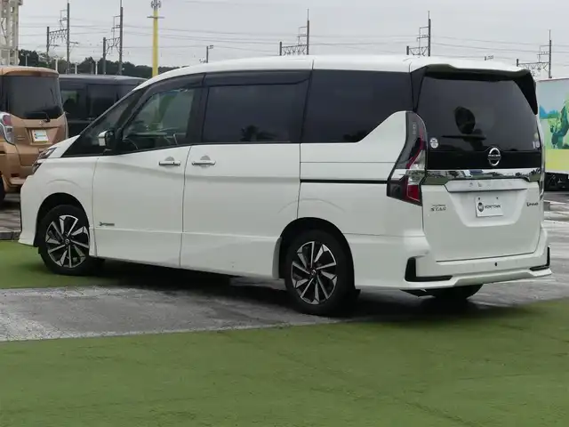 日産 セレナ e－パワー ハイウェイスター V 千葉県 2020(令2)年 5.2万km ブリリアントホワイトパール エマージェンシーブレーキ/プロパイロット/インテリジェントクルーズコントロール/ハンズフリー両側パワースライドドア/純正SDナビ/地デジTV/【BD/DVD/CD再生機能　Bluetooth接続】/アラウンドビューモニター/革巻きステアリング/ステアリングスイッチ/ETC/LEDヘッドライト/フォグライト/ウインカーミラー/コーナーセンサー/純正16インチアルミホイル/サイド/カーテンエアバッグ/インテリジェントキー