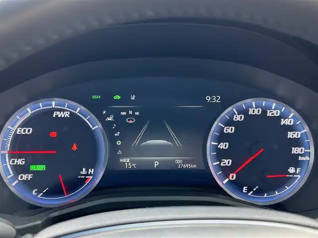 トヨタ クラウン ハイブリッド RS リミテッド 島根県 2020(令2)年 2.8万km ホワイトパールクリスタルシャイン 登録時走行距離27695km/取扱説明書【車両/ナビ】/保証書/サンルーフ/純正ナビ【CD/DVD/Blu-lay/Bluetooth】/フルセグテレビ/全周囲カメラ/プリクラッシュセーフティシステム/レーンキープアシスト/レーダークルーズコントロール/ブラインドスポットモニター/クリアランスソナー/リアクロストラフィック/パーキングサポート/プッシュスタート/スマートキー(スペアスマートキー×1)/ハーフレザーシート/前席パワーシート/前席シートヒーター/ステアリングヒーター/LEDヘッドライト/オートライト/オートハイビーム/前後ドライブレコーダー/ビルトインETC/純正18インチAW/禁煙車