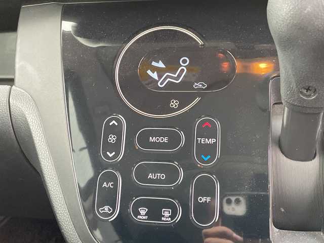 日産 デイズ ルークス ハイウェイスターX 千葉県 2018(平30)年 6.4万km スパークリングレッド/ブラック 純正メモリナビ/(フルセグTV/BT/CD/DVD/FM/AM)/全周囲カメラ/ドライブレコーダー/衝突被害軽減システム/車線逸脱警報/片側パワースライドドア/横滑り防止装置/ETC/アイドリングストップ/LEDヘッドライト/フォグランプ/オートライト/ウィンカーミラー/電動格納ミラー/純正14インチAW/シートリフター/プッシュスタート/スマートキー/フロアマット/スペアキー