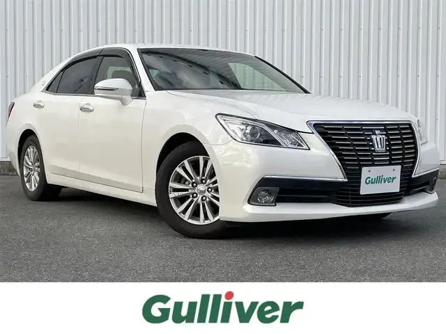 トヨタ クラウン ロイヤル ロイヤルサルーン 福岡県 2013(平25)年 8.9万km ホワイトパールクリスタルシャイン 純正マルチナビ　バックカメラ　クルーズコントロール　フルセグＴＶ　ＣＤ／ＤＶＤ再生　ブルートゥース　パワーシート　ＥＴＣ　ＨＩＤオートライト　フォグランプ　スマートキー　プッシュスタート　純正１６ＡＷ