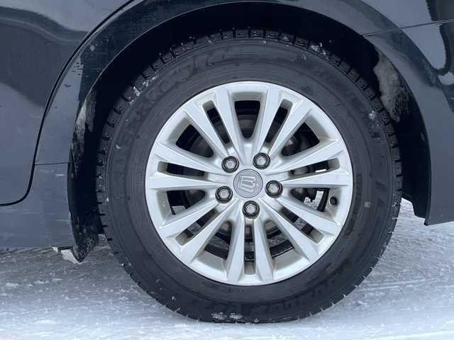 トヨタ クラウン ハイブリッド ロイヤル 道北・旭川 2014(平26)年 14.2万km ブラック /純正ナビ/CD/DVD/BT/フルセグ//バックカメラ//横滑り防止//オートライト//クルーズコントロール//ETC//スペアキー//革巻きステアリング//ステアリングスイッチ//純正一体型エンジンスターター//ミラーヒーター//HIDエッドライト//フォグランプ//ワイパーデアイサー//保証書//取扱説明書