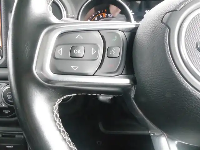 クライスラー・ジープ ジープ ラングラー アンリミテッド サハラ 岩手県 2020(令2)年 4.7万km ブラック 純正ナビ/フルセグTV/バックカメラ/DSRC/ACC/黒革シート/シートヒーター/ステアリングヒーター/前後センサー/LEDライト