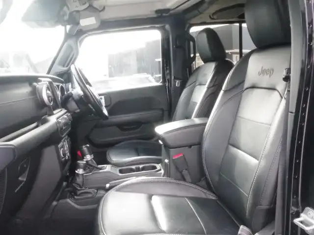 クライスラー・ジープ ジープ ラングラー アンリミテッド サハラ 岩手県 2020(令2)年 4.7万km ブラック 純正ナビ/フルセグTV/バックカメラ/DSRC/ACC/黒革シート/シートヒーター/ステアリングヒーター/前後センサー/LEDライト