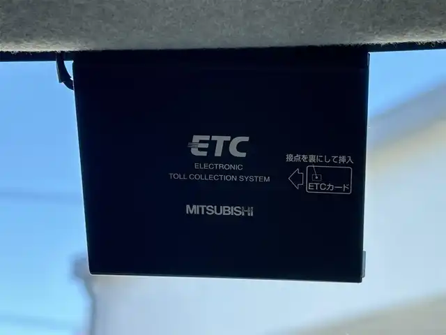 ダイハツ ムーヴ キャンバス G メイクアッフ SA Ⅱ 熊本県 2017(平29)年 11.7万km パールホワイトⅢ/ファインミントメタリック 2トーン 純正オーディオ/【CD/USB】/両側パワースライドドア/衝突被害軽減ブレーキ/アイドリングストップ/ドライブレコーダー/ETC/オートライト/プッシュスタート/純正フロアマット/純正ドアバイザー/横滑り防止/盗難防止装置/取扱説明書