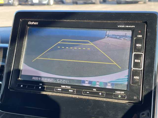 ホンダ Ｎ ＢＯＸ カスタム G L ターボ ホンダセンシング 愛媛県 2018(平30)年 3.7万km プレミアムホワイトパールⅡ 純正ナビ/バックカメラ/ＥＴＣ/ドラレコ前後/ＬＥＤ/アダプティブクルーズコントロール/横滑り防止装置/レーンキープアシスト/衝突被害軽減システム/コーナーセンサー/両側パワースライドドア/革巻きステアリング/純正AW/純正フロアマット/スタッドレスタイヤ積載 155/65/14