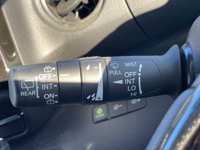 ホンダ Ｎ ＢＯＸ カスタム G L ターボ ホンダセンシング 愛媛県 2018(平30)年 3.7万km プレミアムホワイトパールⅡ 純正ナビ/バックカメラ/ＥＴＣ/ドラレコ前後/ＬＥＤ/アダプティブクルーズコントロール/横滑り防止装置/レーンキープアシスト/衝突被害軽減システム/コーナーセンサー/両側パワースライドドア/革巻きステアリング/純正AW/純正フロアマット/スタッドレスタイヤ積載 155/65/14