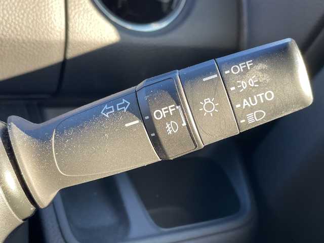 ホンダ Ｎ ＢＯＸ カスタム G L ターボ ホンダセンシング 愛媛県 2018(平30)年 3.7万km プレミアムホワイトパールⅡ 純正ナビ/バックカメラ/ＥＴＣ/ドラレコ前後/ＬＥＤ/アダプティブクルーズコントロール/横滑り防止装置/レーンキープアシスト/衝突被害軽減システム/コーナーセンサー/両側パワースライドドア/革巻きステアリング/純正AW/純正フロアマット/スタッドレスタイヤ積載 155/65/14