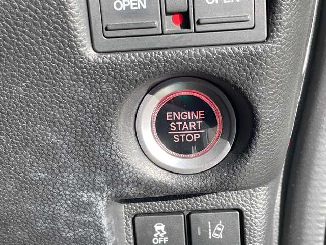 ホンダ Ｎ ＢＯＸ カスタム G L ターボ ホンダセンシング 愛媛県 2018(平30)年 3.7万km プレミアムホワイトパールⅡ 純正ナビ/バックカメラ/ＥＴＣ/ドラレコ前後/ＬＥＤ/アダプティブクルーズコントロール/横滑り防止装置/レーンキープアシスト/衝突被害軽減システム/コーナーセンサー/両側パワースライドドア/革巻きステアリング/純正AW/純正フロアマット/スタッドレスタイヤ積載 155/65/14