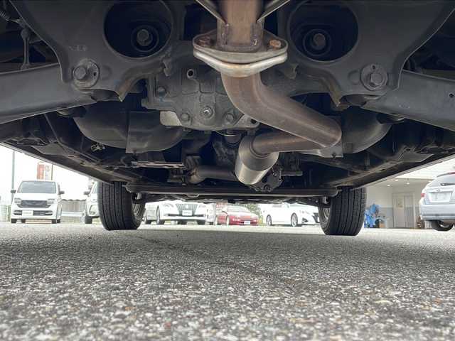 スズキ エスクード XG 富山県 2010(平22)年 7.1万km クエーサーグレーメタリック 禁煙／４ＷＤ／社外ＨＤＤナビ（ＧＣＸ８１０）／フルセグ／ＥＴＣ／ＤＶＤ再生／シートヒーター/純正ＡＷ夏タイヤ有／