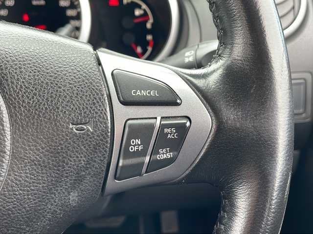 スズキ エスクード XG 富山県 2010(平22)年 7.1万km クエーサーグレーメタリック 禁煙／４ＷＤ／社外ＨＤＤナビ（ＧＣＸ８１０）／フルセグ／ＥＴＣ／ＤＶＤ再生／シートヒーター/純正ＡＷ夏タイヤ有／