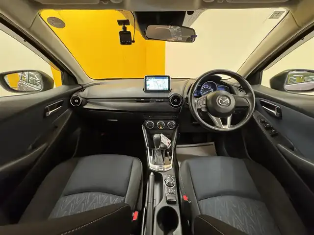 マツダ デミオ 13S 群馬県 2016(平28)年 3.8万km スモーキーローズマイカ 純正メーカーナビ/・フルセグTV/・Bluetooth/・DVD/CD/・FM/AM/・USB/AUX/バックカメラ/ドライブレコーダー/ETC/前席シートヒーター/ステアリングスイッチ/LEDヘッドライト/オートライト/i-stop/プッシュスタート/スマートキー/純正フロアマット/ドアバイザー/電動格納ウィンカーミラー/横滑り防止機能