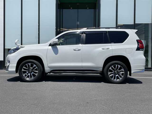 トヨタ ランドクルーザー プラド TX Lパッケージ 茨城県 2022(令4)年 5万km ホワイトパールクリスタルシャイン 純正ナビ/【AM・FM・DISC・TV・SD・BT・USB・HDMI】/サンルーフ/ルーフレール/モデリスタエアロ/パワーシート/シートヒーター/エアシート/４WD/センターデフロック/ダウンヒルアシストコントロール/レーダークルコン/ETC2.0/Bカメラ/前後ドラレコ/前後コーナーセンサー/ディーゼル車