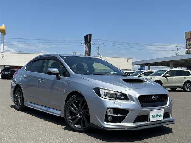 スバル ＷＲＸ Ｓ４ 2．0GT アイサイト 道東・釧路十勝 2015(平27)年 7.9万km アイスシルバーメタリック 4WD/アイサイト/・プリクラッシュブレーキ（自動ブレーキ）/・レーンキープアシスト/・全車速追従機能付クルーズコントロール/・AT誤発進抑制制御/・後退時ブレーキアシスト/・アクティブレーンキープ/ターボエンジン/STIリップスポイラー/スバルリヤビークルディテクション/パワーステアリング/革巻きステアリング/純正ナビ（CD.DVD.BT.SD)/Bluetooth/USB入力端子/バック.サイドカメラ/パドルシフト/パワーシート(D+N)/パワーウィンドウ/電動化駆動ミラー/ドアバイザー/ドライブレコーダー/ETC2.0/電動パーキングブレーキ/LEDヘッドライト/オートライト/フロントフォグ/プッシュスタート/横滑り防止装置/衝突軽減システム/スマートキー/保証書/取扱説明書