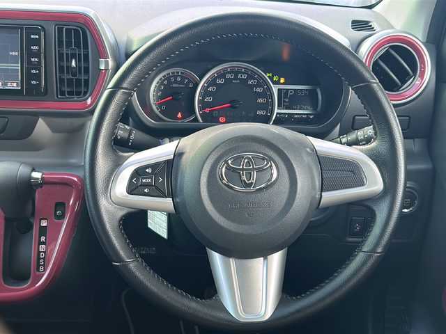 トヨタ パッソ モーダ　Gパッケージ 岐阜県 2016(平28)年 4.4万km ブラックマイカメタリック/パウダリーベージュメタリック 2トーン ワンオーナー/純正ディーラーオプションナビ/フルセグTV/CD/DVD/FM/AM/BTオーディオ/バックカメラ/プリクラッシュセーフティ/ビルトインETC/アイドリングストップ/ふらつき防止機能/オートライト/フォグライト/LEDヘッドライト/革巻きステアリング/ステアリングスイッチ/純正ドアバイザー/純正フロアマット/スマートキースペア/プッシュスタート/ISOFIX/電格ミラー/ウインカーミラー