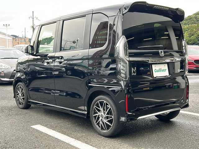 ホンダ Ｎ ＢＯＸ カスタム L ターボ 京都府 2023(令5)年 3万km クリスタルブラックパール 純正９インチナビ　フルセグ　Ｂｌｕｅｔｏｏｔｈオーディオ　ＤＶＤ再生　バックカメラ　両側パワースライド　ＬＥＤヘッドライト　アダプティブクルーズコントロール　レーンキープアシスト　前後ドラレコ　禁煙車