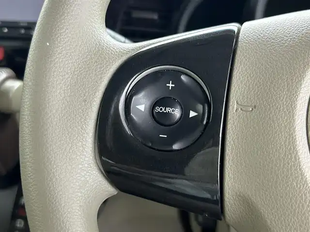 ホンダ Ｎ ＢＯＸ G Lパッケージ 埼玉県 2013(平25)年 11万km クリスタルブラックパール 純正ナビ　Ｂｌｕｅｔｏｏｔｈ　TV バックカメラ　シートカバー　片側パワースライドドア スペアキー 純正フロアマット チップアップ スマートキー 純正14インチホイール