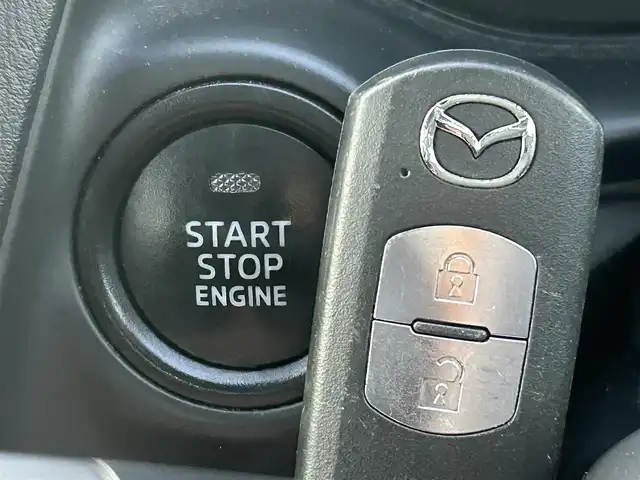 マツダ デミオ XD ツーリング 兵庫県 2015(平27)年 6.6万km スノーフレイクホワイトパールマイカ 純正SDナビ/BTオーディオ/USBポート/バックカメラ/ETC/パドルシフト/LEDヘッドライト/オートライト/フォグランプ/純正16インチAW/純正フロアマット/スマートキープッシュスタート