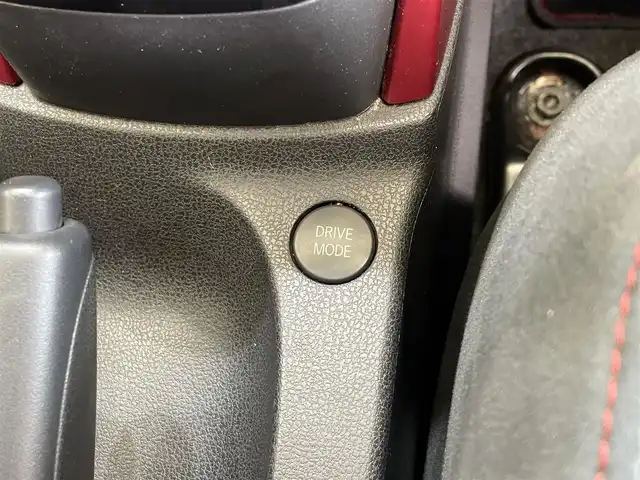 日産 ノート e－パワー ニスモ 岩手県 2018(平30)年 6.1万km ブリリアントホワイトパール アラウンドビューモニター/インテリジェントルームミラー/専用サスペンション/専用チューニングコンピューター/専用スポーツシート　/エマージェンシーブレーキ/車線逸脱警報/踏み間違い衝突防止アシスト/前後ソナー/純正ナビ/フルセグTV/ETC２．０/LEDヘッドライト/純正16インチアルミホイール/純正フロアマット