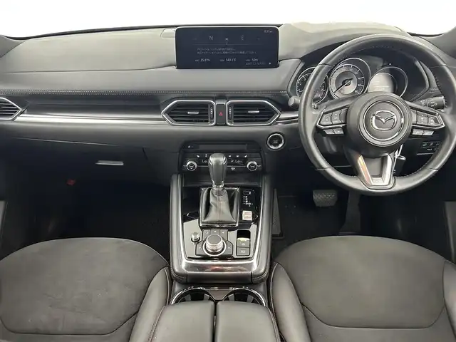 マツダ ＣＸ－８ 25S ブラックトーンED 千葉県 2023(令5)年 1.6万km チタニウムフラッシュマイカ 禁煙車/マツダセーフティサポート/・ドライバー・アテンション・アラート/・車線逸脱警報システム/・ブラインドスポットモニター/・レーンキープアシスト/・スマートブレーキサポート/・スマートシティブレーキサポート/・ヘッドアップディスプレイ/・コーナーセンサー/・レーダークルーズコントロール/純正メモリナビ/・USB/Bluetooth/フルセグTV/・ETC/・全方位カメラ/ハーフレザーシート/・パワーシート/・セカンドシートヒーター/革巻きステアリング/・ステアリングスイッチ/・ステアリングヒーター/MT付きAT/電子パーキング/・ブレーキホールド/純正ラバーフロアマット/純正ドアバイザー/純正19インチAW/オートライト/・LEDヘッドライト/電動格納ウインカーミラー