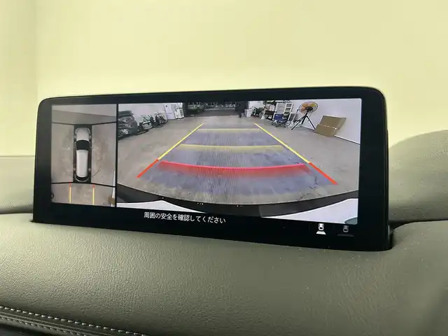 マツダ ＣＸ－８ 25S ブラックトーンED 千葉県 2023(令5)年 1.6万km チタニウムフラッシュマイカ 禁煙車/マツダセーフティサポート/・ドライバー・アテンション・アラート/・車線逸脱警報システム/・ブラインドスポットモニター/・レーンキープアシスト/・スマートブレーキサポート/・スマートシティブレーキサポート/・ヘッドアップディスプレイ/・コーナーセンサー/・レーダークルーズコントロール/純正メモリナビ/・USB/Bluetooth/フルセグTV/・ETC/・全方位カメラ/ハーフレザーシート/・パワーシート/・セカンドシートヒーター/革巻きステアリング/・ステアリングスイッチ/・ステアリングヒーター/MT付きAT/電子パーキング/・ブレーキホールド/純正ラバーフロアマット/純正ドアバイザー/純正19インチAW/オートライト/・LEDヘッドライト/電動格納ウインカーミラー