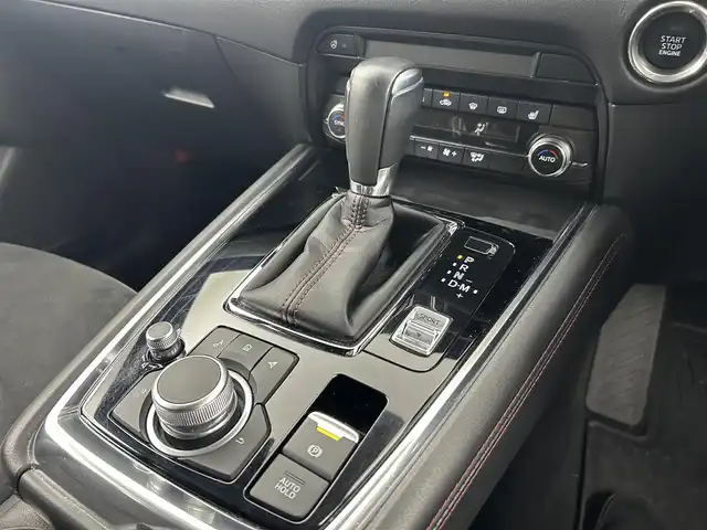 マツダ ＣＸ－８ 25S ブラックトーンED 千葉県 2023(令5)年 1.6万km チタニウムフラッシュマイカ 禁煙車/マツダセーフティサポート/・ドライバー・アテンション・アラート/・車線逸脱警報システム/・ブラインドスポットモニター/・レーンキープアシスト/・スマートブレーキサポート/・スマートシティブレーキサポート/・ヘッドアップディスプレイ/・コーナーセンサー/・レーダークルーズコントロール/純正メモリナビ/・USB/Bluetooth/フルセグTV/・ETC/・全方位カメラ/ハーフレザーシート/・パワーシート/・セカンドシートヒーター/革巻きステアリング/・ステアリングスイッチ/・ステアリングヒーター/MT付きAT/電子パーキング/・ブレーキホールド/純正ラバーフロアマット/純正ドアバイザー/純正19インチAW/オートライト/・LEDヘッドライト/電動格納ウインカーミラー