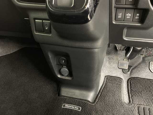 スズキ スペーシア カスタム HYBRID XS 鹿児島県 2020(令2)年 4.8万km ピュアホワイトP 純正ナビ/全方位カメラ/ヘッドアップディスプレイ/両側パワースライドドア/スズキセーフティサポート/シートヒーター/社外ドライブレコーダー/ハーフレザーシート/LEDヘッドライト/純正アルミホイール/ビルトインETC/プッシュスタート