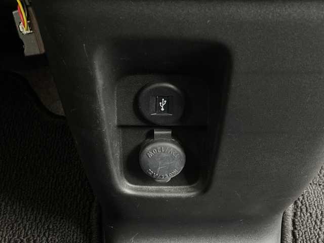 スズキ スペーシア カスタム HYBRID XS 鹿児島県 2020(令2)年 4.8万km ピュアホワイトP 純正ナビ/全方位カメラ/ヘッドアップディスプレイ/両側パワースライドドア/スズキセーフティサポート/シートヒーター/社外ドライブレコーダー/ハーフレザーシート/LEDヘッドライト/純正アルミホイール/ビルトインETC/プッシュスタート