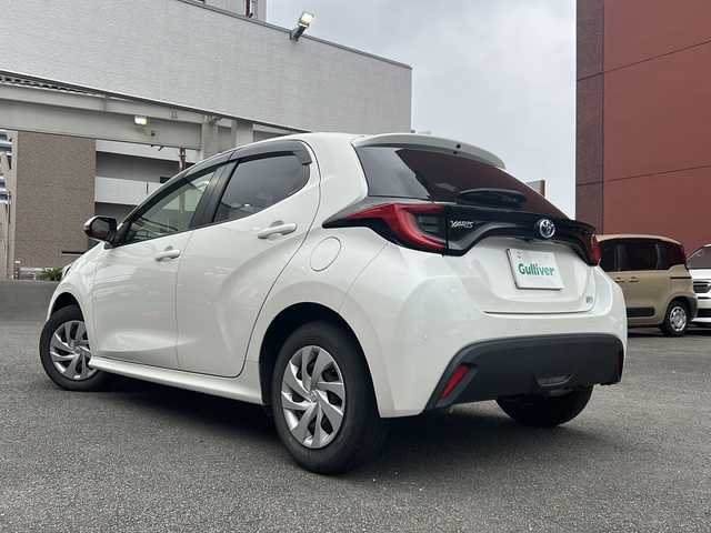 トヨタ ヤリス ハイブリッド G 宮崎県 2021(令3)年 4.9万km ホワイトパールクリスタルシャイン メモリナビ/Miracast対応/バックカメラ/サイドカメラ/フロントカメラ/全方位カメラ/アイドリングストップ/クルーズコントロール/プッシュスタート/ETC/LEDヘッドライト/シートヒーター/カーテンエアバッグ/AppleCarPray/AndroidAuto