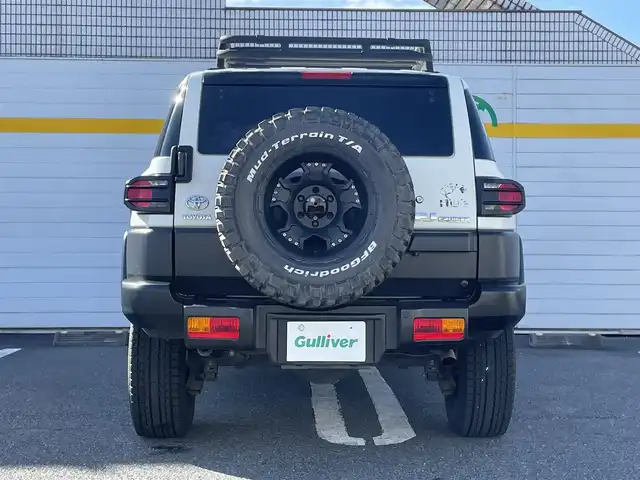 トヨタ ＦＪクルーザー 埼玉県 2013(平25)年 9.3万km ホワイト ・ワンオーナー/・社外ナビ/・リフトアップ2インチ/・バックカメラ/・コーナーセンサー/・ETC