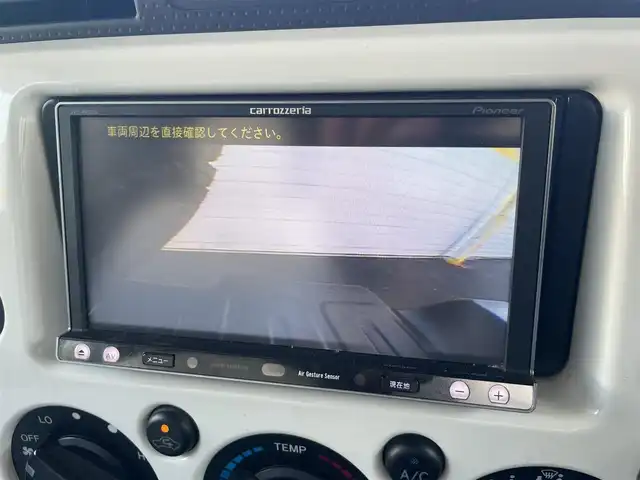 トヨタ ＦＪクルーザー 埼玉県 2013(平25)年 9.3万km ホワイト ・ワンオーナー/・社外ナビ/・リフトアップ2インチ/・バックカメラ/・コーナーセンサー/・ETC