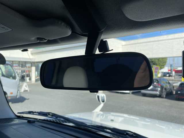 トヨタ ＦＪクルーザー 埼玉県 2013(平25)年 9.3万km ホワイト ワンオーナー/2インチアップ/ルーフキャリア/ナビ（DTV.BT.DISC.ラジオ）/社外アルミ/４wd/シートカバー/