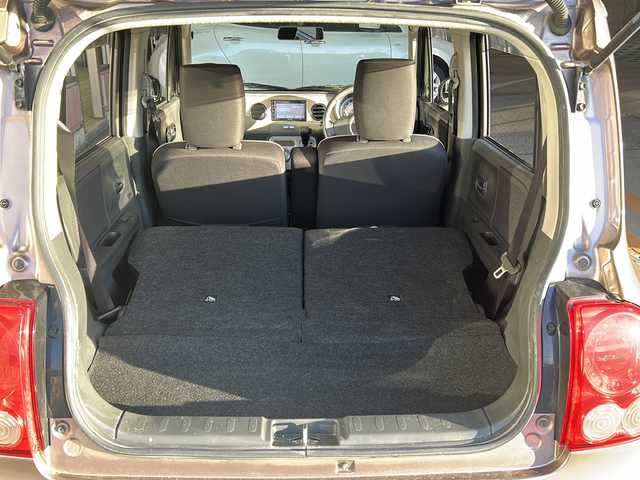 スズキ ラパン 10thアニバーサリーリミテッド 静岡県 2012(平24)年 9.4万km 茶 社外ナビ/シートヒーターD席/ETC/純正アルミホイール/純正フロアマット/スマートキー/スペアキー×１/プッシュスタート/オートエアコン/ハロゲンヘッドライト/Wエアバッグ/ABS/パワーウィンドウ/パワーステアリング