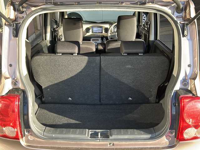 スズキ ラパン 10thアニバーサリーリミテッド 静岡県 2012(平24)年 9.4万km 茶 社外ナビ/シートヒーターD席/ETC/純正アルミホイール/純正フロアマット/スマートキー/スペアキー×１/プッシュスタート/オートエアコン/ハロゲンヘッドライト/Wエアバッグ/ABS/パワーウィンドウ/パワーステアリング